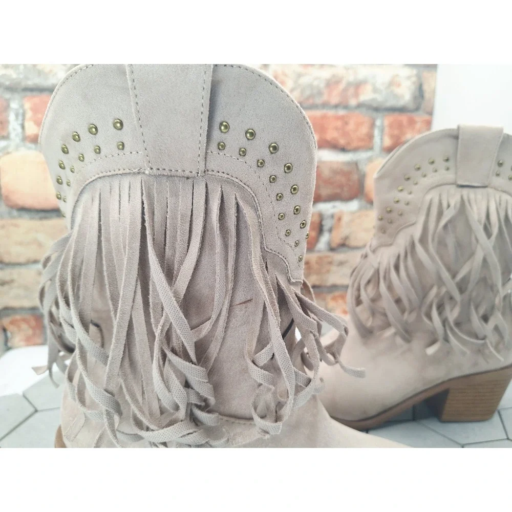 Women's 6.5 Brown Suede Western Ankle Booties Pointed Toe Cowgirl Studded